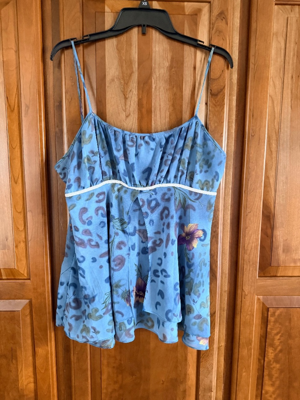 Vintage California Dynasty baby doll top blue floral L straps are NOT adjustable